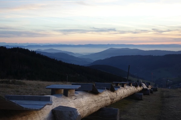 Baumliege - die l�ngste Bank der Welt - auf dem St�benwasen